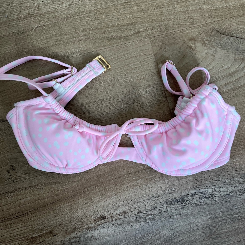 Brand new target swim top
